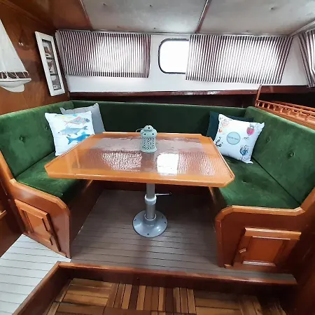 Bruno Boat - łódź Mieszkalna