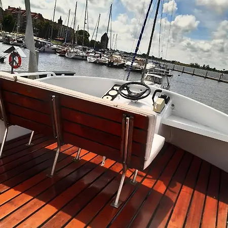 Bruno Boat - Lodz Mieszkalna Kamien Pomorski