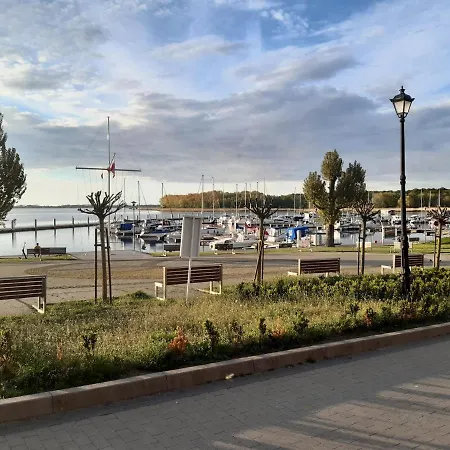 Bruno Boat - Lodz Mieszkalna Ботель