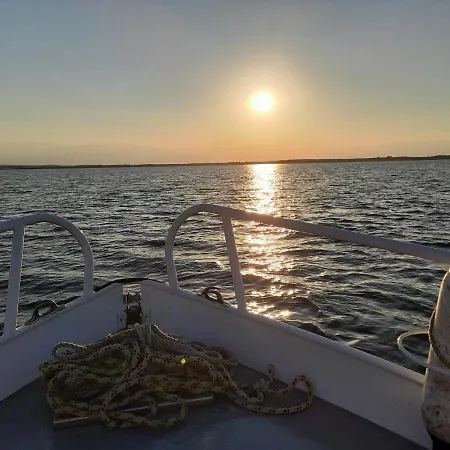 Bruno Boat - Lodz Mieszkalna Ботель *